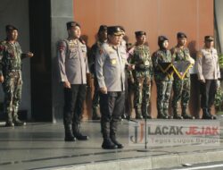 Kapolda Jatim Pimpin Tradisi Penyerahan Air Suci Sambut Hari Bhayangkara ke -77