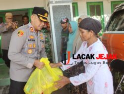 Polres Probolinggo Berikan Bansos Untuk Korban Kebakaran di Area TPI Paiton