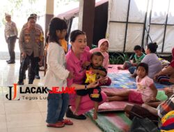 Polres Lumajang dan Bhayangkari Salurkan Bantuan Untuk Korban Banjir Semeru