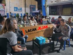 Polres Bondowoso Ngopi Bareng Dengan Klub Motor Sampaikan Himbauan Tertib Berlalulintas