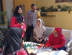 Polisi RW Polres Pasuruan Kota Dampingi Deteksi Dini Faktor Resiko PTM Warga Usia Produktif