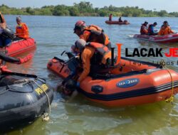 Tiga Orang Korban Perahu Tenggelam di Bengawan Solo Berhasil Dievakuasi