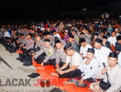 Ribuan Masyarakat Hadiri Tabligh Akbar Polres Jombang Bersholawat
