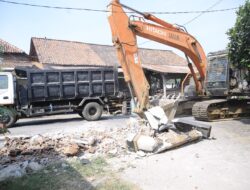 Berdiri di Fasum, 4 Tugu Silat di Purworejo Sukarela Ditertibkan, Kapolres Madiun Beri Apresiasi
