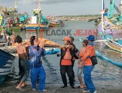 Tim SAR Gabungan Polresta Banyuwangi Berhasil Temukan ABK yang Hilang di Pantai Grajagan