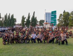 Kapolres Jombang Pimpin Apel Pengamanan Jombang Santri Berselawat