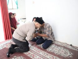 Takziah ke Rumah Duka, Kapolres Kediri Kota Berkomitmen Ungkap Kasus Pengroyokan