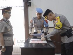 Kapolres Jombang Pimpin Sertijab Dua Kasat dan Satu Kapolsek