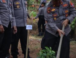 Lestarikan Hutan Polres Tulungagung Tanam Pohon di D Capin