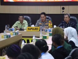 Jumat Curhat, Mahasiswa Papua Sampaikan Curhatan ke Kapolres Jombang