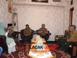 Awali Pekerjaan di Tahun 2024 KPH Jombang Adakan Potong Tumpeng Dan Berkunjung Ke Pondok Pesantren Serta Panti Asuhan
