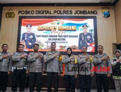 Wujud Kepedulian, Kapolres Jombang Menyapa Anggota yang Sakit Via Zoom Metting