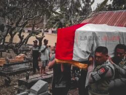 Briptu Rian Dwi Wicaksono Yang Meninggal Usai Dibakar Istrinya Di Makamkan Secara Kedinasan