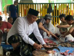 Pj Bupati Sugiat Shalat Idul Adha Bersama Warga Ajak Renungi Makna Pengorbanan 