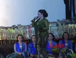 Niken Salindri Turut Meriahkan Perayaan Hari Jadi Desa Karanglo, Mojowarno, Jombang Ke 116 Tahun