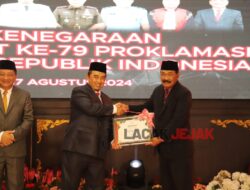 Kades Mojowangi Mojowarno Terima Penghargaan Zero Stunting Dari Pemerintah Kabupaten Jombang