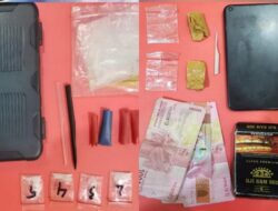Sat Resnarkoba Polres Jombang Ringkus Dua Pengedar Narkoba dan Sita Barang bukti Sabu
