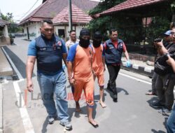 Polisi Ringkus 2 Pengedar Narkoba dan Sita Barang Bukti 51 Paket Sabu