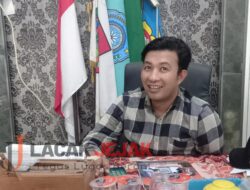 Pembangunan Pagar Makam Di Desa Penggaron Sudah Berlalu Selama Dua Tahun Papan Informasi Tetap Terpasang Ini Tujuannya