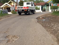 Jalan Alternatif Mojowarno-Bareng Sudah 15 Tahun Ditambal Sulam Kades Mojotengah Berharap Ada Perhatian Dari Pemda Jombang