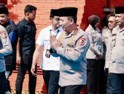 Tingkatkan Sinergitas Polri dengan Ulama, Kapolri Silaturahmi ke Pondok Pesantren Syiddiqiyah Ploso Jombang