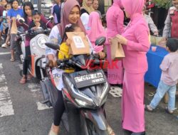 Polsek Wonosalam Resort Jombang Bersama Bhayangkari Adakan Giat Bagi Takjil Dan Buka Puasa Bersama Ini Tujuannya