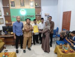 Sejumalh Wali murid Berterimakasih Pada Fraksi PDI Perjuangan Juga DP Jombang Serta YPBU Gadingmangu