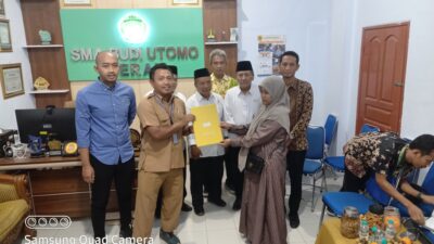 Sejumalh Wali murid Berterimakasih Pada Fraksi PDI Perjuangan Juga DP Jombang Serta YPBU Gadingmangu