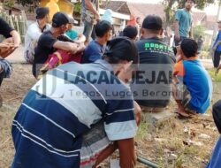 Sejumlah Masyarakat Pemanfaat Air Bersih Desa Ngrimbi Berterima Kasih Pada Perhutani dan Kepala Desa 