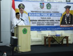 Pemkab Jombang Serahkan 30 Mahasiswa Penerima Beasiswa Tahun 2026 kepada Universitas Darul ‘Ulum