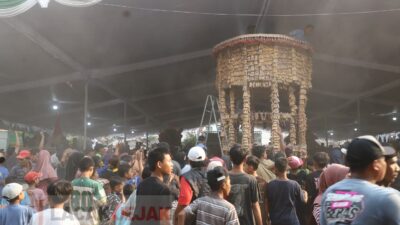 Grebeg Tahu Di Kabupaten Jombang: Wujud Syukur dan Solusi Angkat Perekonomian Warga Sumbermulyo Kecamatan Jogoroto
