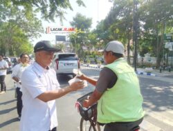 Perhutani Jombang Ajak Warga Perduli Pada Kelestarian Lingkungan Dengan Bagikan Bibit Alpukat