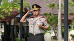 Pimpin Apel Perdana Kapolres Jombang Tekankan Kebersihan Lingkungan Kerja dan Kedisiplinan Anggota