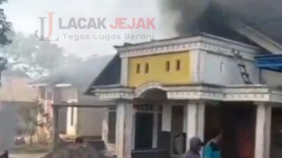 Dua Rumah Di Dusun Wonogiri Dilalap Kobaran Api Kerugian Capai Tiga Ratus Juta Rupiah Ini Penyebabnya